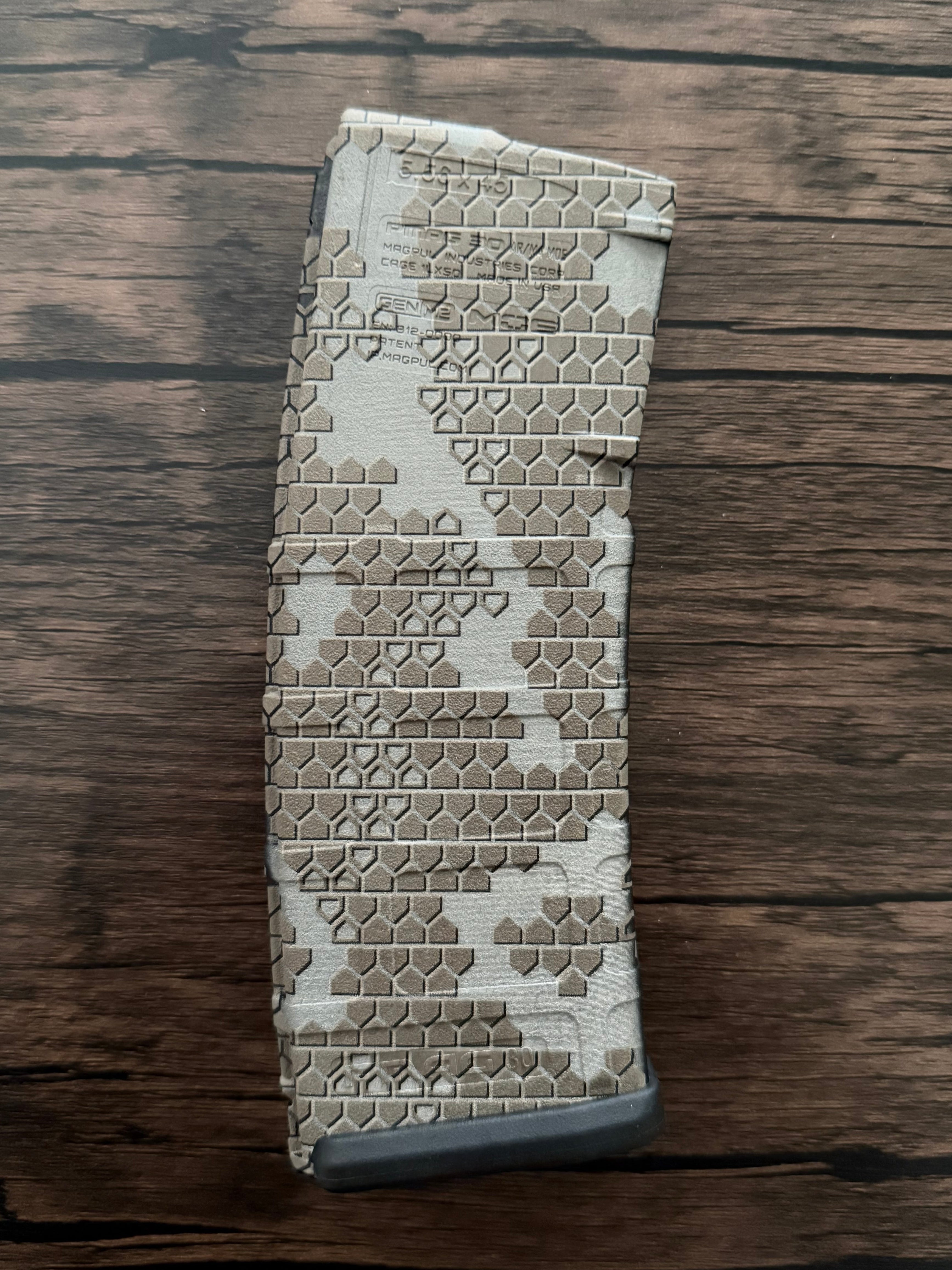 Cryptic Camo Mag